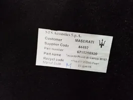 Maserati Ghibli Tavaratilan pohjan tekstiilimatto 6700256920