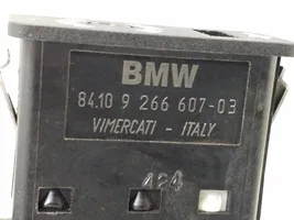 BMW X3 F25 Gniazdo / Złącze AUX 9266607