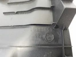 Maserati Ghibli Takaoven kynnyksen suojalista 6700113650