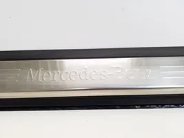 Mercedes-Benz SLK R172 Listwa progowa przednia A1726800635