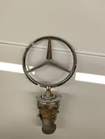 Mercedes-Benz W123 Logo, emblème, badge 2018800086