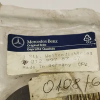 Mercedes-Benz W123 Autre pièce du moteur A0129978747