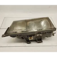 Mercedes-Benz 190 W201 Lampa przednia 2018200161