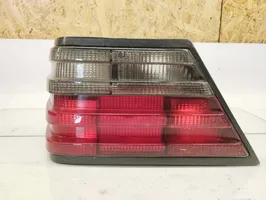 Mercedes-Benz E W124 Lampa tylna 1248208364