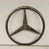 Mercedes-Benz E W124 Logo, emblème, badge 1247480058