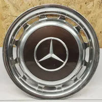 Mercedes-Benz 250 280 C CE W114 R14-pölykapseli 1154010324