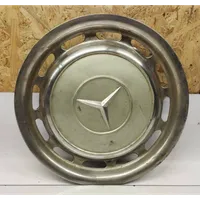 Mercedes-Benz 250 280 C CE W114 R14 wheel hub/cap/trim 1154010324