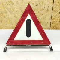 Mercedes-Benz E W124 Emergency warning sign 0005905112