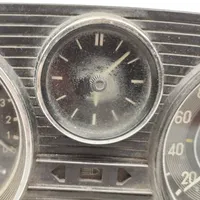 Mercedes-Benz COMPAKT W115 Nopeusmittari (mittaristo) 1155427201