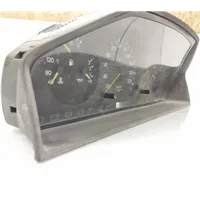 Mercedes-Benz E W124 Compteur de vitesse tableau de bord 1245425668