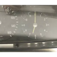 Mercedes-Benz 200 300 W123 Compteur de vitesse tableau de bord 0105425906