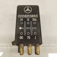 Mercedes-Benz W123 Lasinpyyhkimen rele 0008210863