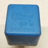 Mercedes-Benz S W140 Other relay 0015429919