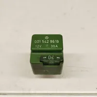 Mercedes-Benz 190 W201 Other relay 0015429619