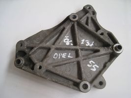 Opel Agila B Support de générateur / alternateur 55199568