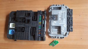 Citroen C3 Komputer / Sterownik ECU i komplet kluczy 0261208902