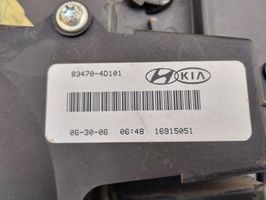 KIA Carnival Siłownik zamka drzwi bocznych / przesuwnych 834704D101