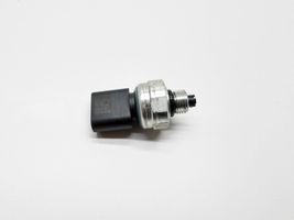 Tesla Model 3 Sensor / Fühler / Geber 1581610-00-C