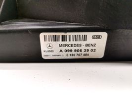 Mercedes-Benz EQC Jäähdyttimen jäähdytinpuhaltimen suojus A0999063902