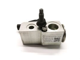 Tesla Model 3 Air conditioning (A/C) expansion valve 1101878-00-A