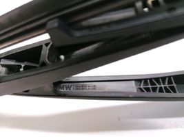 BMW 2 F45 Rear wiper blade arm 7348562