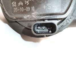 Peugeot 208 Pompe à eau de liquide de refroidissement 9833874480