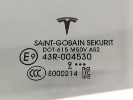 Tesla Model 3 Etuoven ikkunalasi, coupe 1077901-99-A