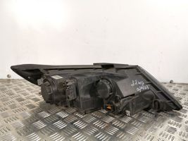 KIA Sorento Передняя фара 921012P040