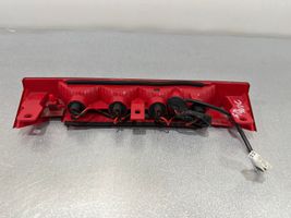 KIA Stonic Third/center stoplight 