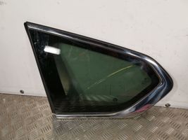 Hyundai Santa Fe Fenêtre latérale avant / vitre triangulaire 