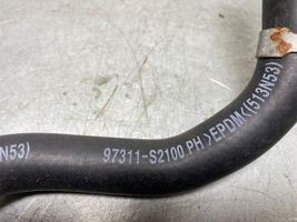 Hyundai Santa Fe Engine coolant pipe/hose 