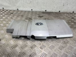 Toyota Prius (XW50) Couvercle cache moteur 