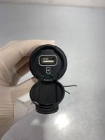 KIA Stonic Connettore plug in USB 