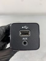 Jeep Compass USB jungtis 