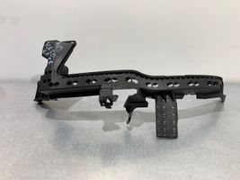 Subaru Forester SK Support de montage de pare-chocs avant 