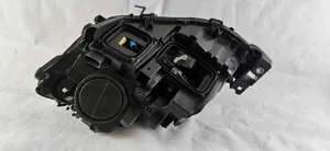 Mercedes-Benz ML W166 Lampa przednia A1669069002