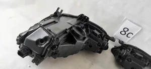 Audi A4 S4 B9 Lampa przednia 8W0941033D