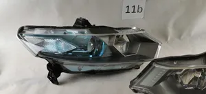 Honda Insight Lampa przednia 