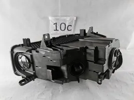 BMW X6 F16 Lampa przednia 2587941