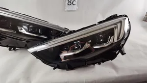 Opel Insignia B Faro delantero LED diurno 39195646