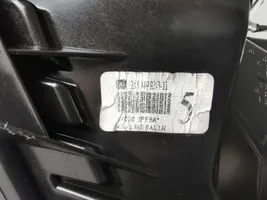 Nissan Pathfinder R52 Lampa przednia LAMPA