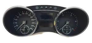 Mercedes-Benz R W251 Geschwindigkeitsmesser Cockpit A2515408147