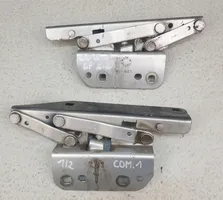 Jeep Commander Engine bonnet/hood hinges 