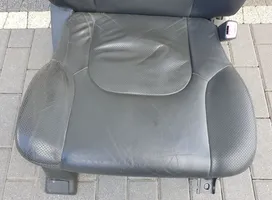 Nissan Pathfinder R51 Fotel przedni pasażera 