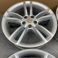 Tesla Model S Cerchione in lega R19 600721400D