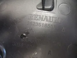 Renault Megane IV Boîte à fusibles 