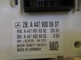 Mercedes-Benz Vito Viano W447 Ramka / Moduł bezpieczników A4479000607