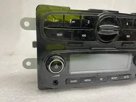 Smart ForFour II W453 Unité principale radio / CD / DVD / GPS 281151408R