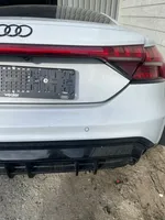 Audi E-tron GT Kompletny zestaw przedniej części nadwozia / karoserii 