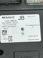 Renault Captur II Interrupteur de poignée d'ouverture de coffre arrière 284B19561R